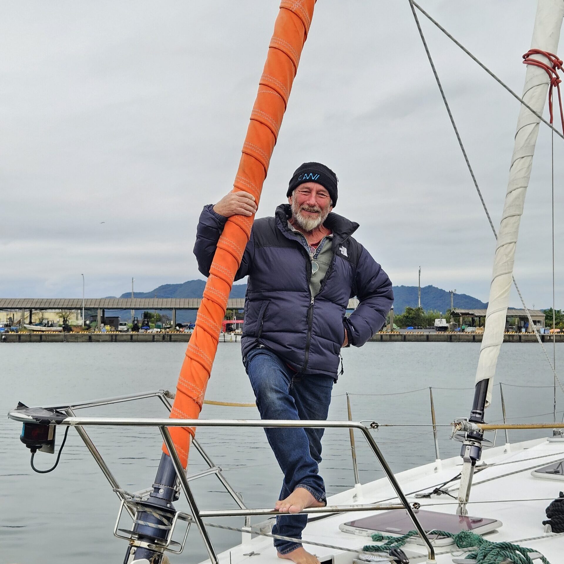 steve sailing pose yacht